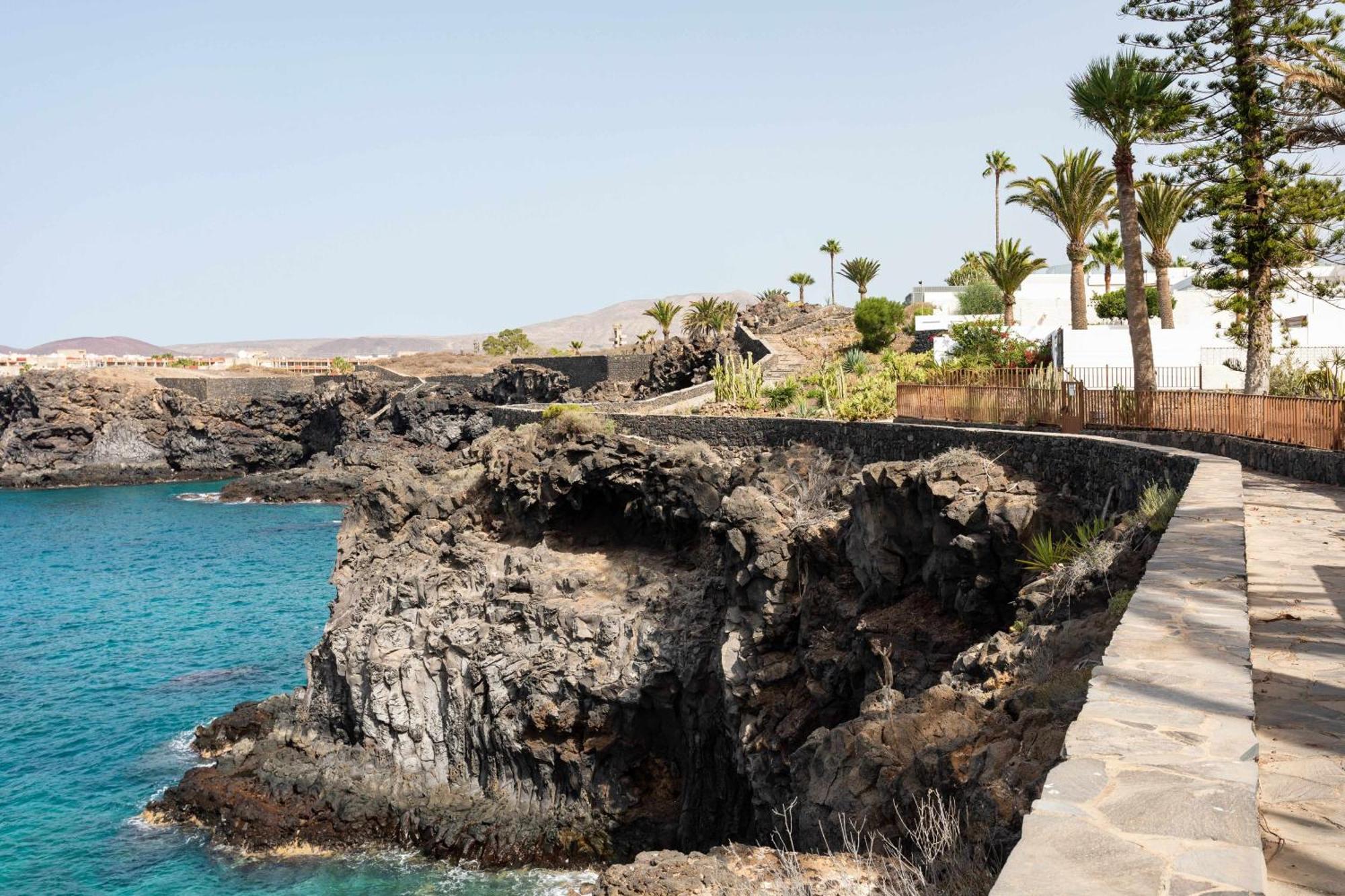 Agradable Piso Con Piscina & Playa Terraza Y Wifi Lejlighed Costa del Silencio Eksteriør billede